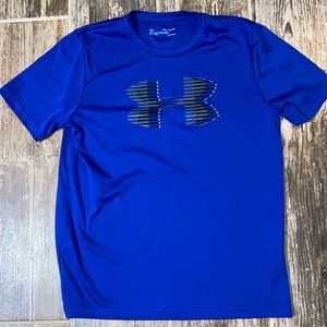 Dry-Fit Under Armour Blue Youth XL t-shirt. Boys